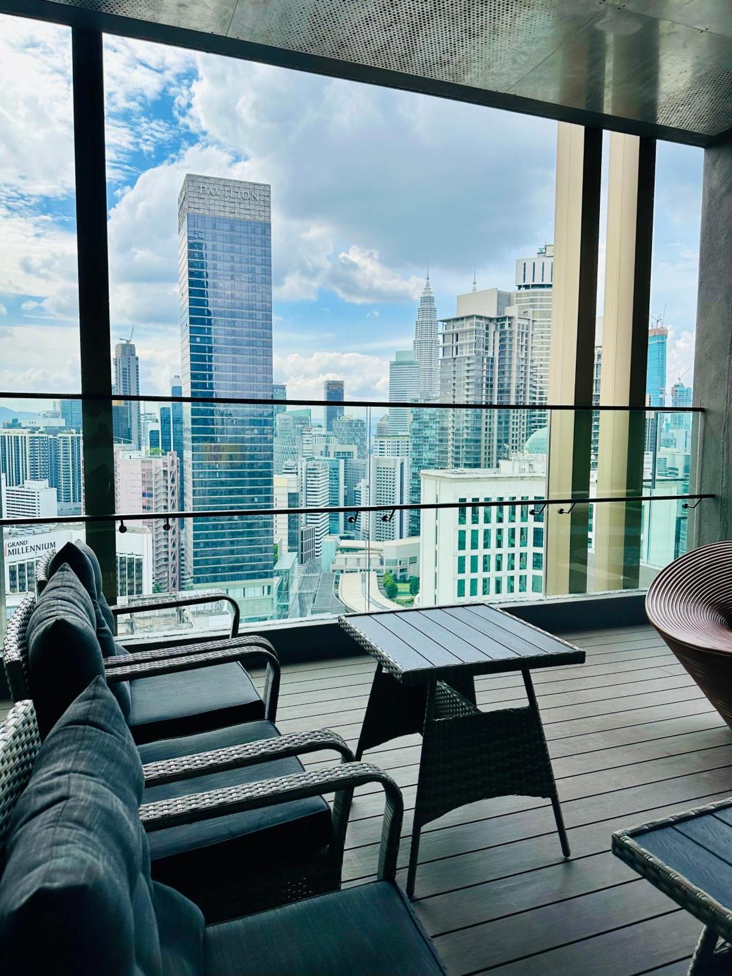 Klcc Suites At Axon Residence Kuala Lumpur Bagian luar foto