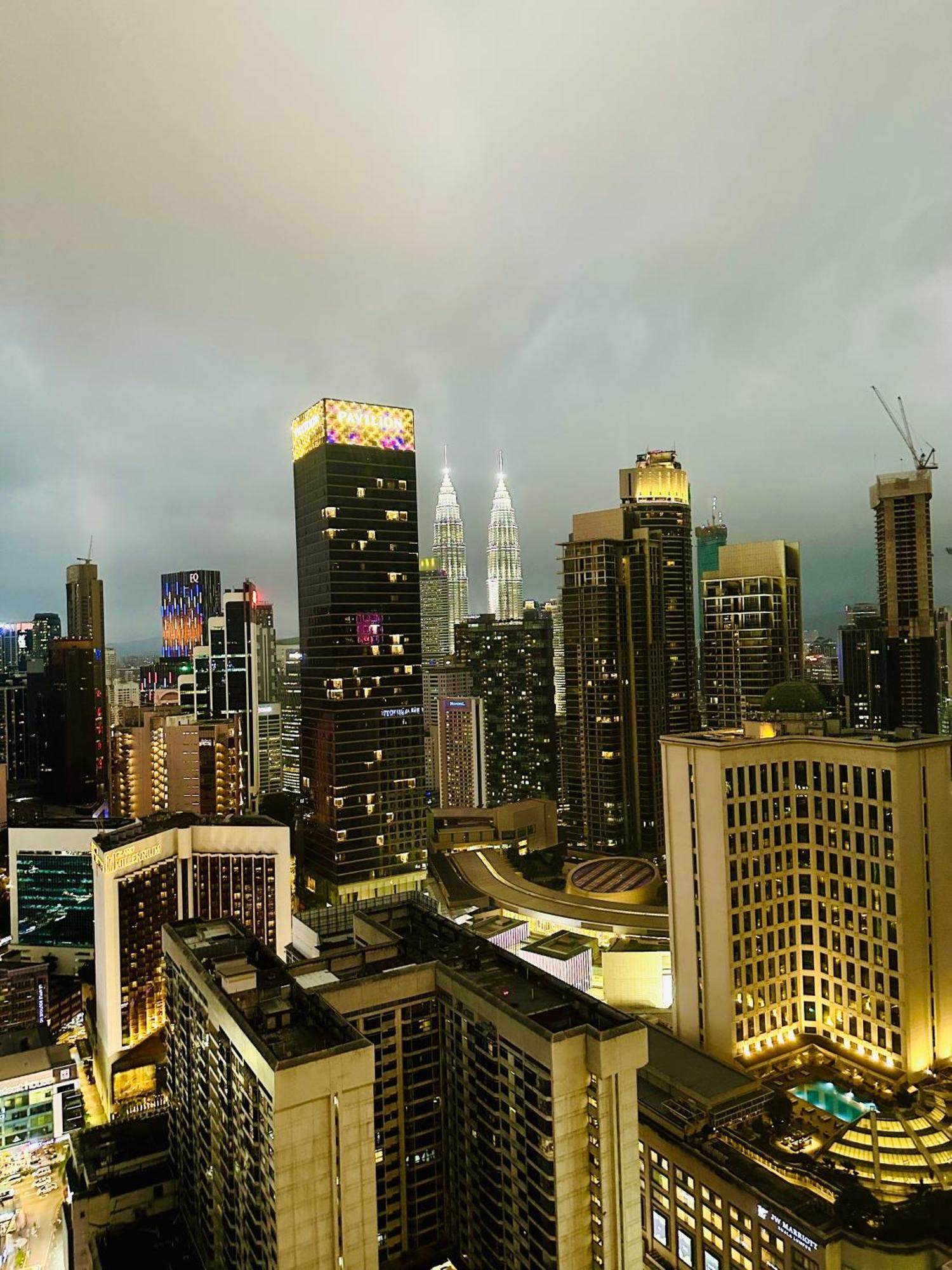 Klcc Suites At Axon Residence Kuala Lumpur Bagian luar foto