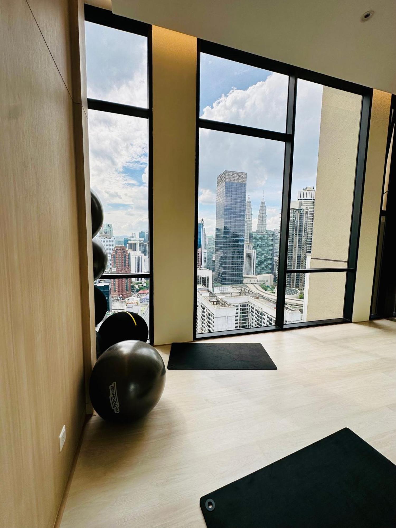 Klcc Suites At Axon Residence Kuala Lumpur Bagian luar foto