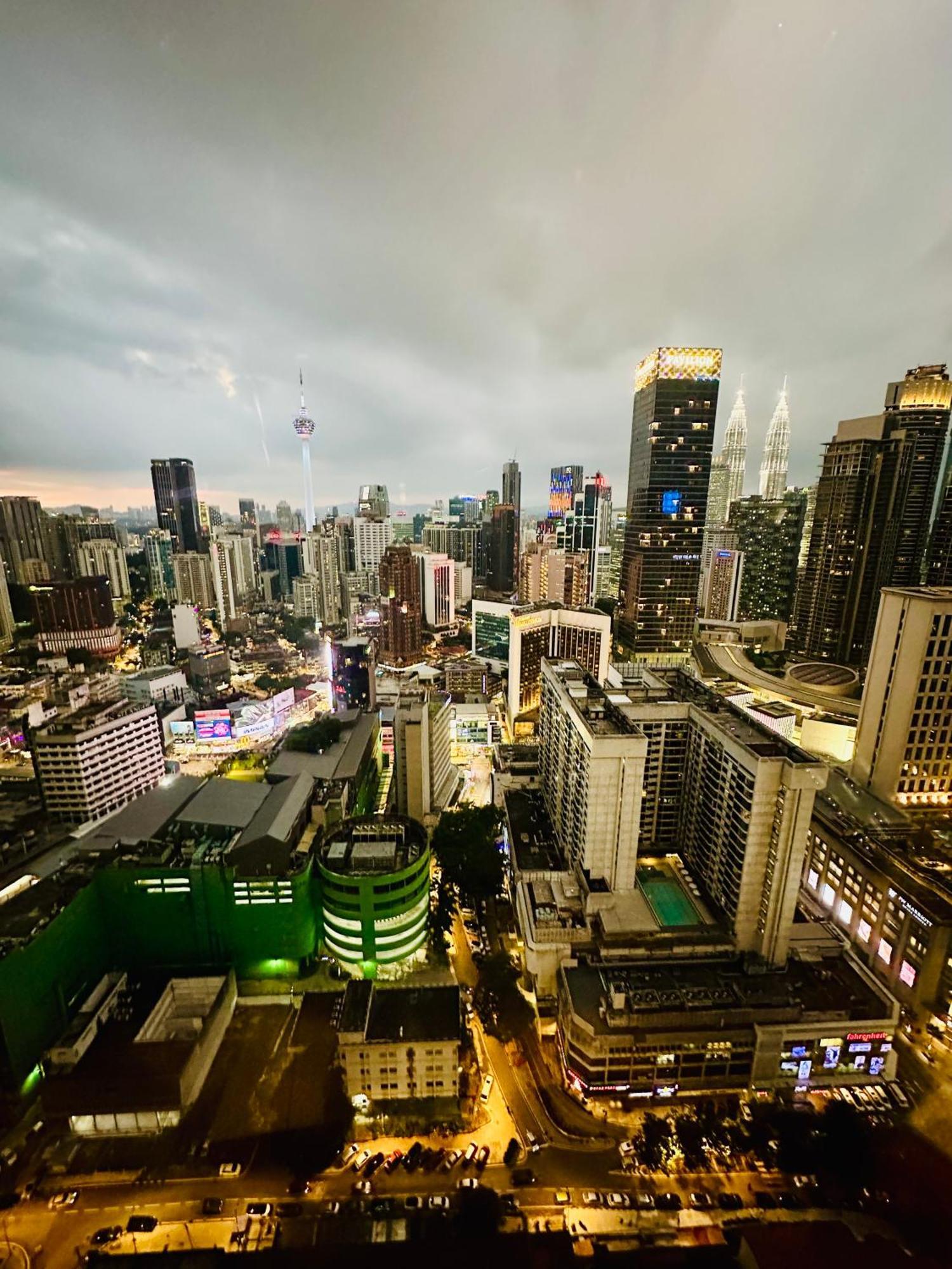 Klcc Suites At Axon Residence Kuala Lumpur Bagian luar foto