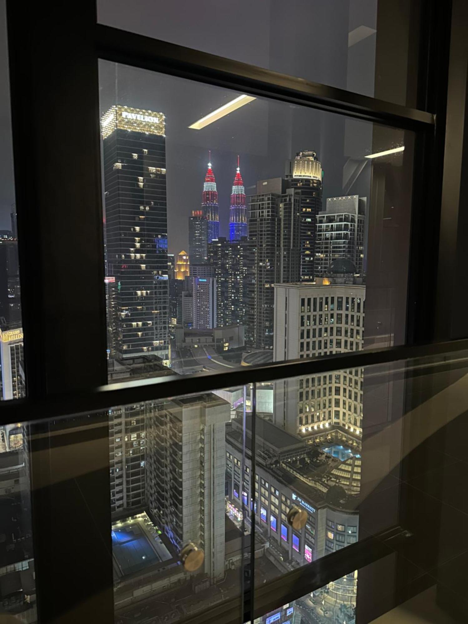 Klcc Suites At Axon Residence Kuala Lumpur Bagian luar foto