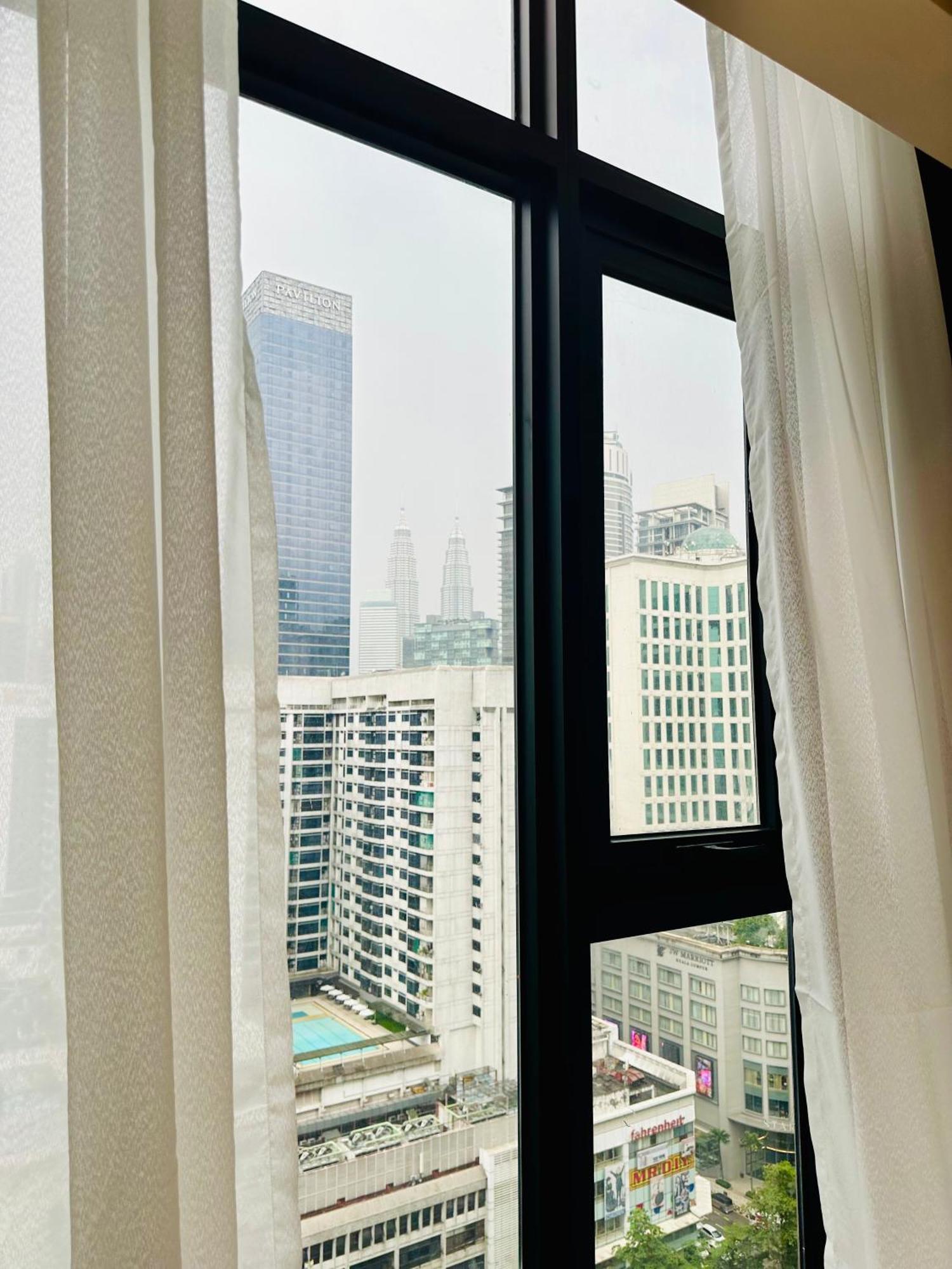 Klcc Suites At Axon Residence Kuala Lumpur Bagian luar foto