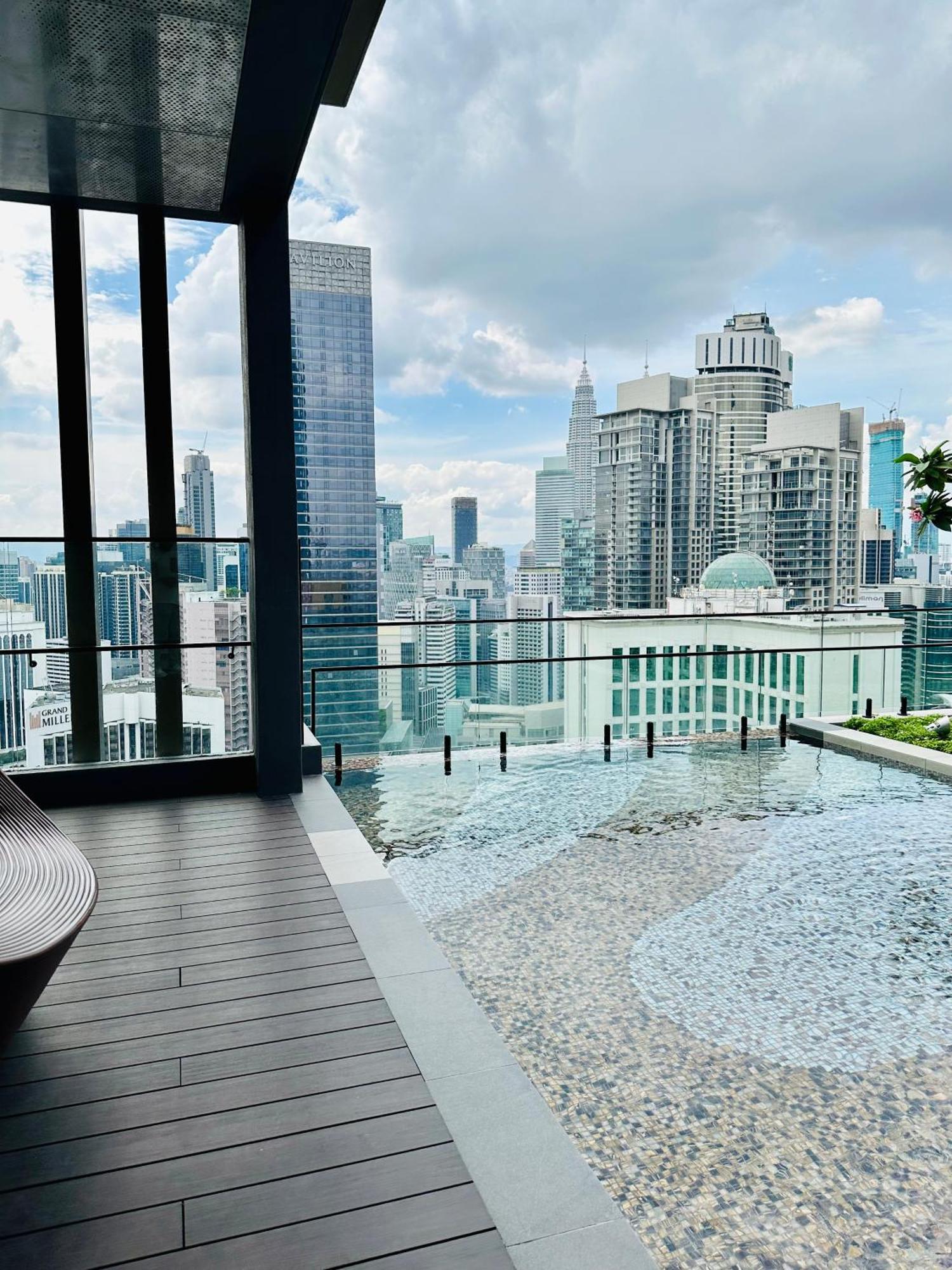 Klcc Suites At Axon Residence Kuala Lumpur Bagian luar foto